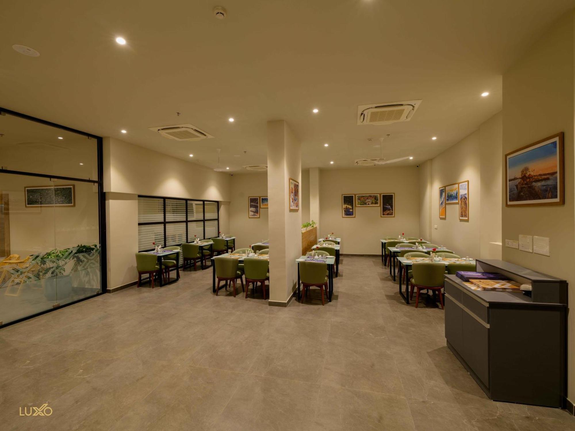 ホテル Luxo Kochi エクステリア 写真